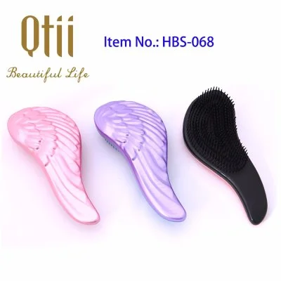 Detangling Brush with Angel's Wing Surface Injection Color in Size 19x8.5cm